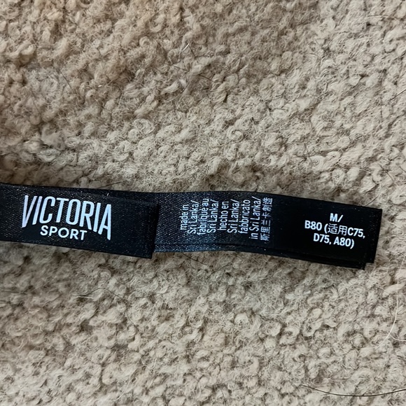 VS legging and sports bra set - Picture 4 of 6